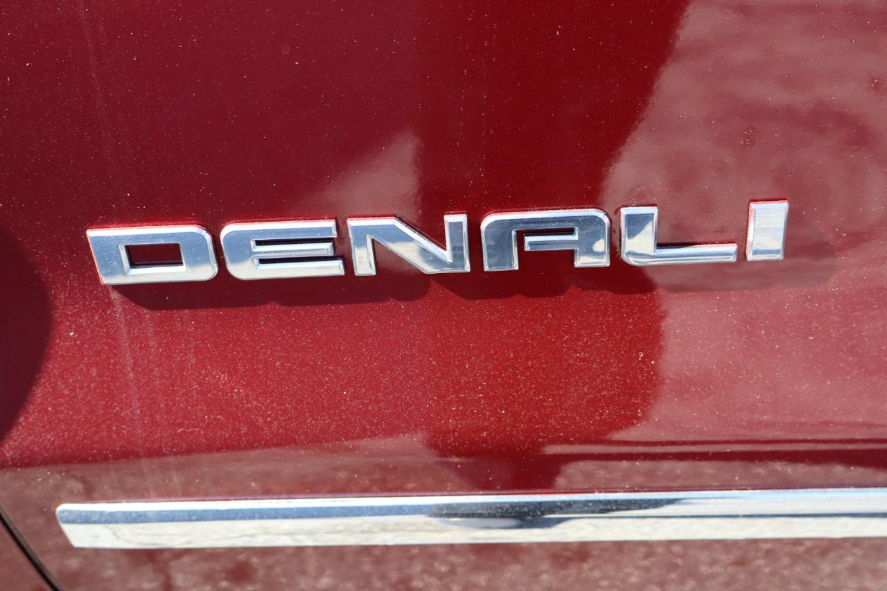 GMC Sierra 1500 4WD Crew Cab 143.5" Denali 2016