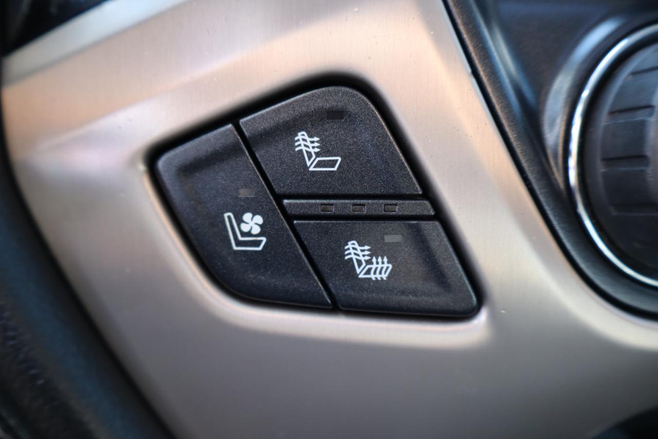 GMC Sierra 1500 4WD Crew Cab 143.5" Denali 2016