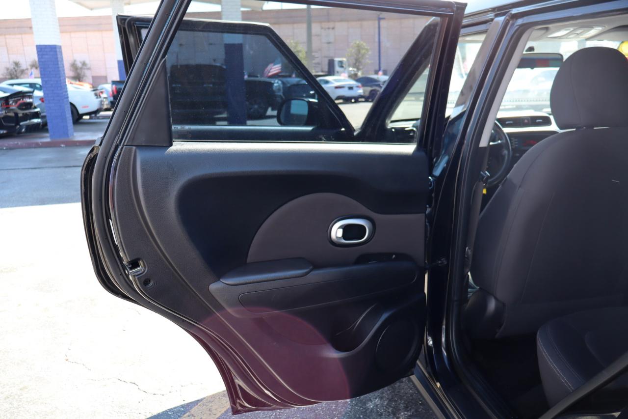 Kia Soul 5dr Wgn Man Base 2015