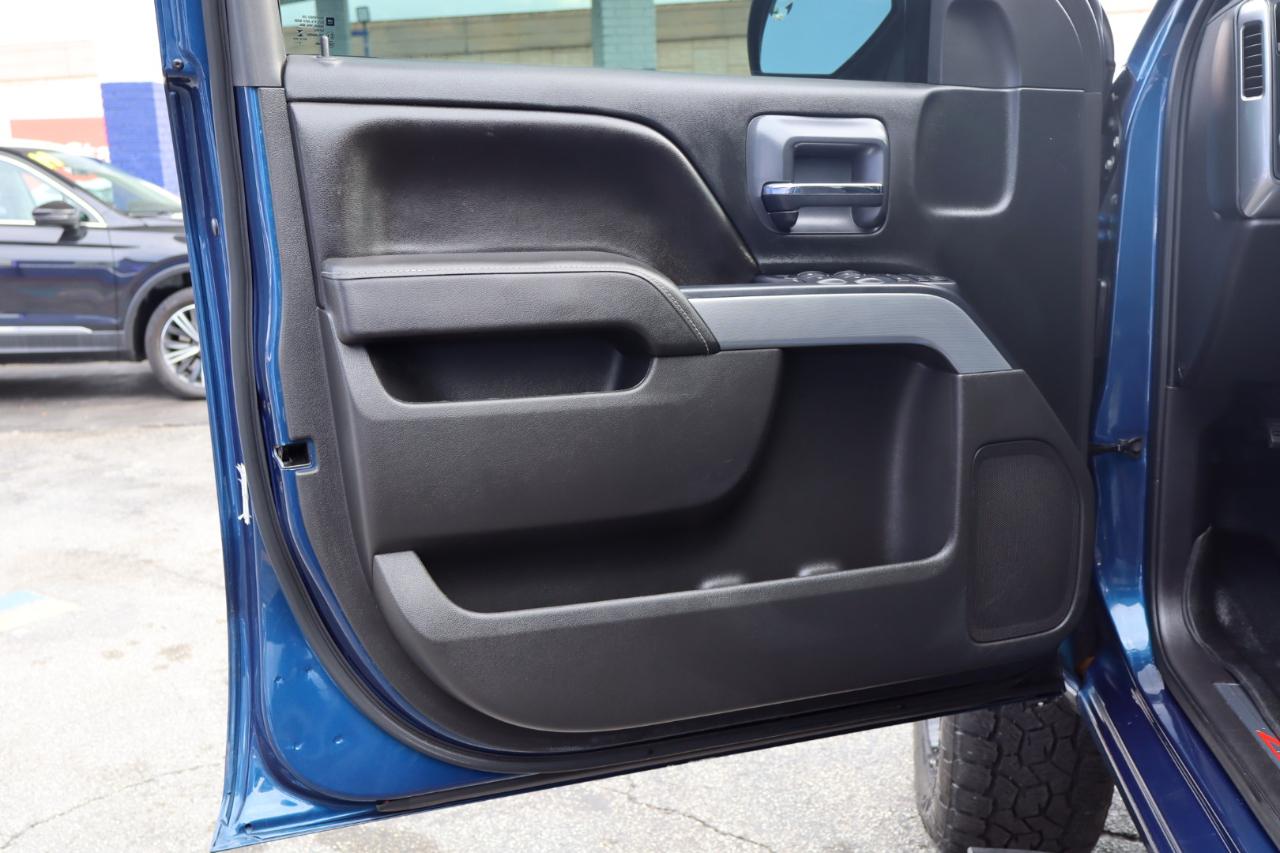 Chevrolet Silverado 1500 4WD Crew Cab 143.5" LT w/2LT 2016