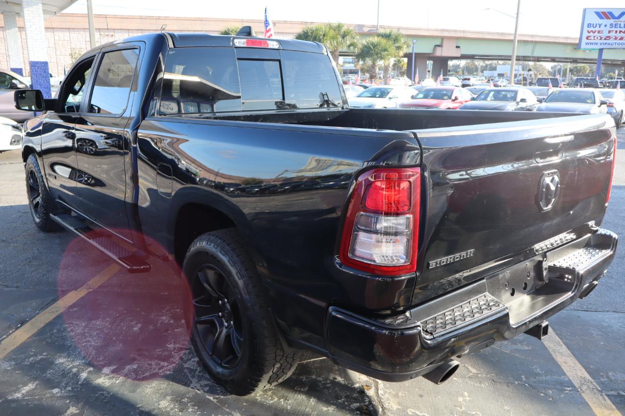 RAM 1500 Big Horn 4x2 Crew Cab 6'4" Box 2022
