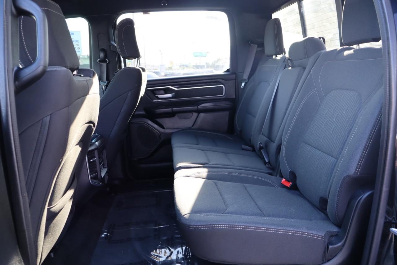 RAM 1500 Big Horn 4x2 Crew Cab 6'4" Box 2022