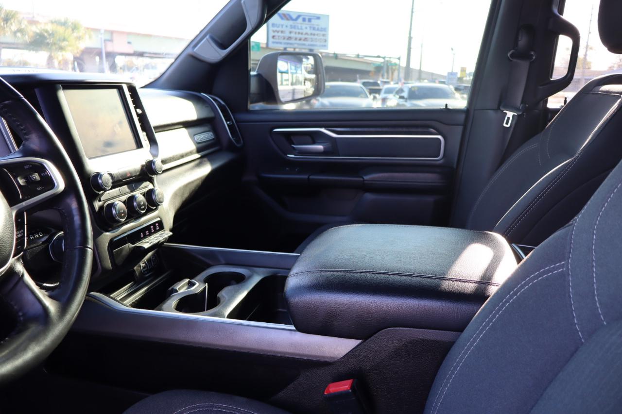 RAM 1500 Big Horn 4x2 Crew Cab 6'4" Box 2022