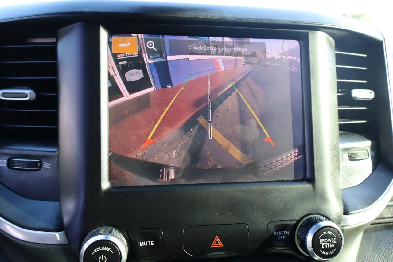 RAM 1500 Big Horn 4x2 Crew Cab 6'4" Box 2022