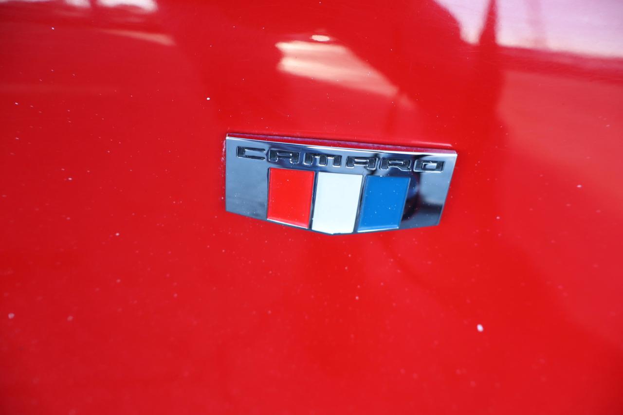 Chevrolet Camaro 2dr Cpe 1LT 2016