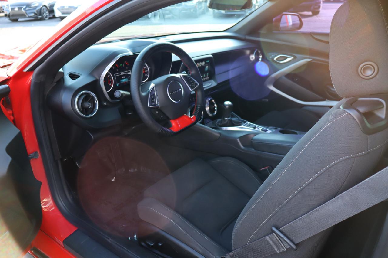 Chevrolet Camaro 2dr Cpe 1LT 2016