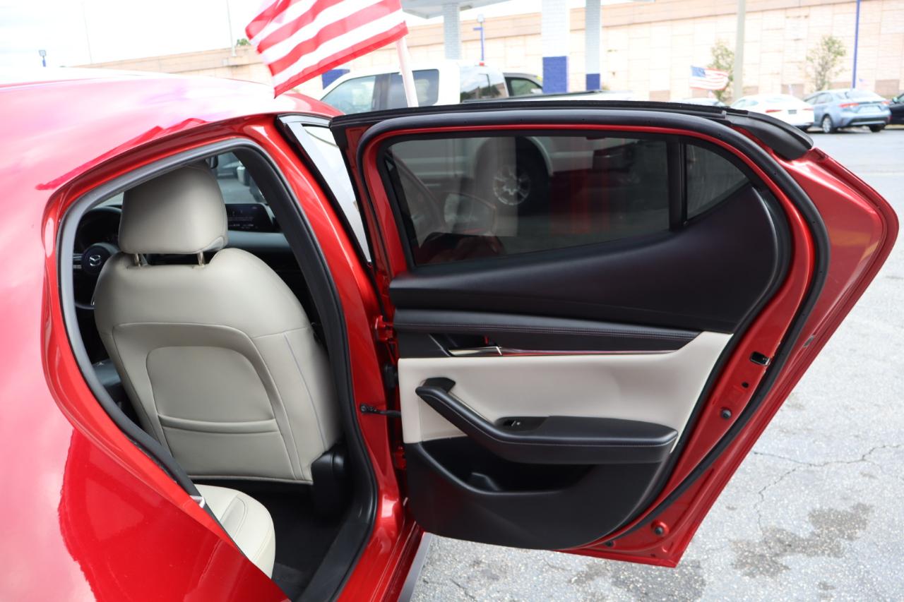 Mazda Mazda3 Hatchback FWD Auto w/Preferred Pkg 2019