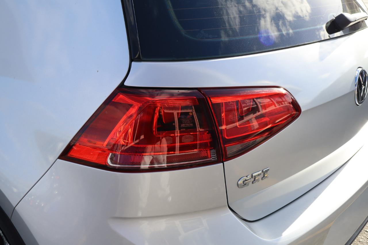 Volkswagen Golf GTI 4dr HB DSG Autobahn 2016