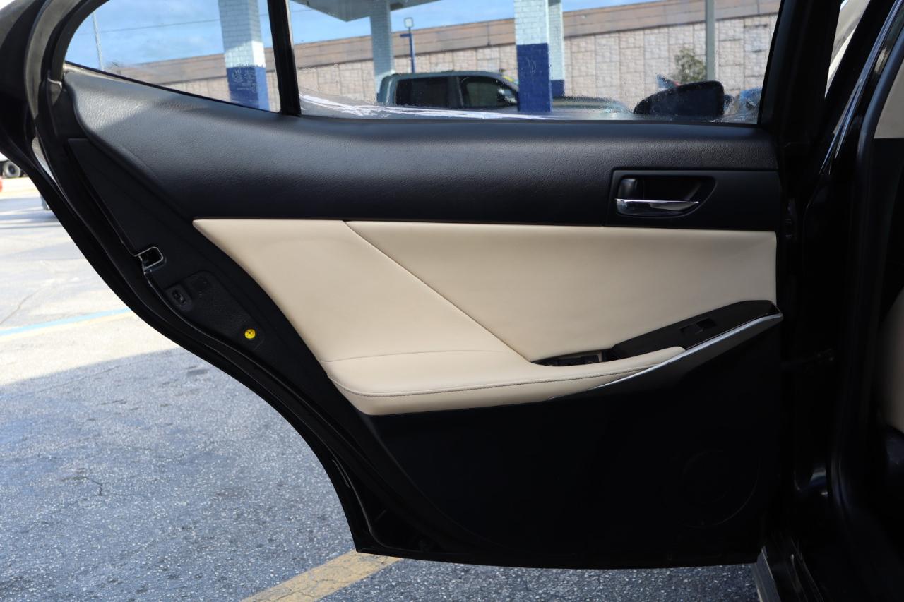 Lexus IS 250 4dr Sport Sdn RWD 2015