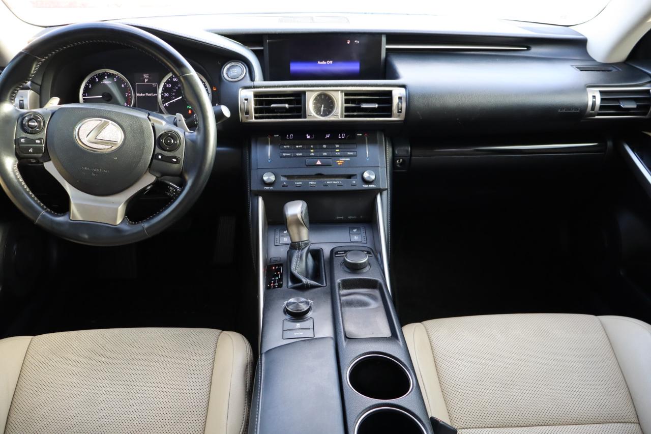 Lexus IS 250 4dr Sport Sdn RWD 2015