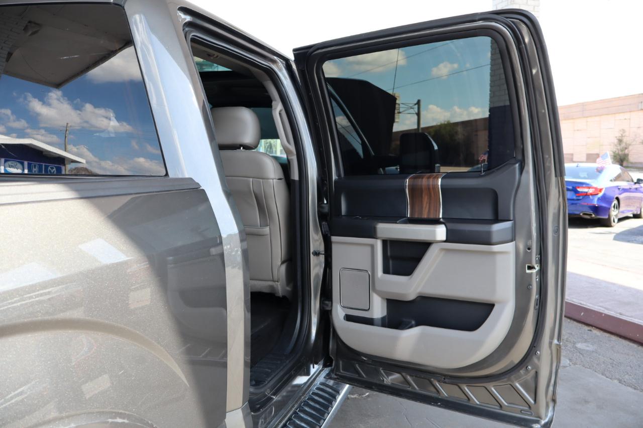 Ford F-150 Lariat SuperCrew 4WD 2017