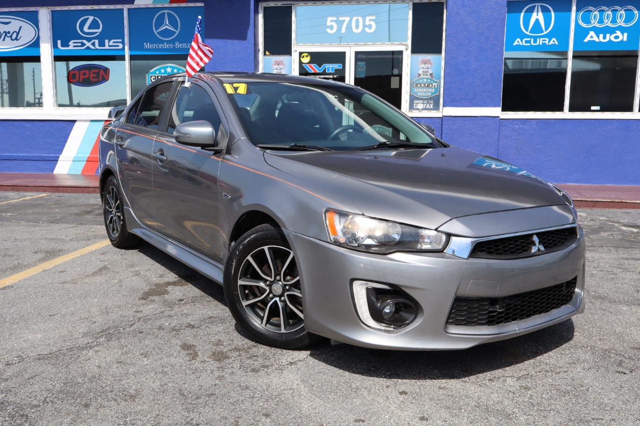 Mitsubishi Lancer ES 2.0 FWD CVT 2017