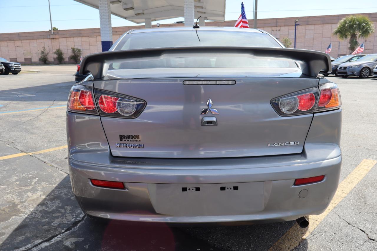 Mitsubishi Lancer ES 2.0 FWD CVT 2017