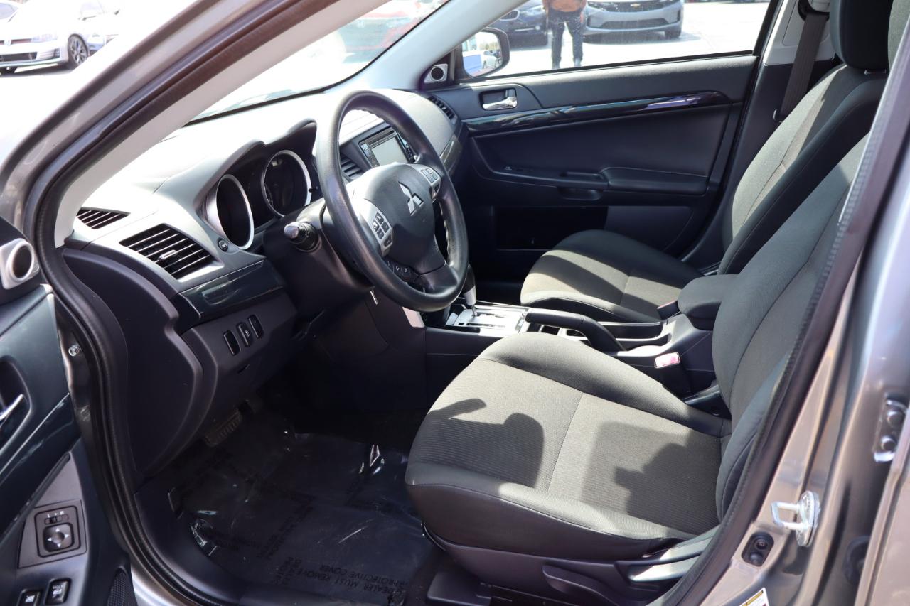 Mitsubishi Lancer ES 2.0 FWD CVT 2017