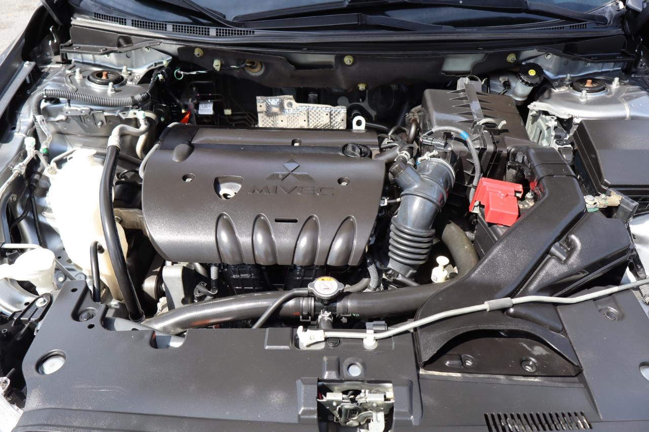 Mitsubishi Lancer ES 2.0 FWD CVT 2017