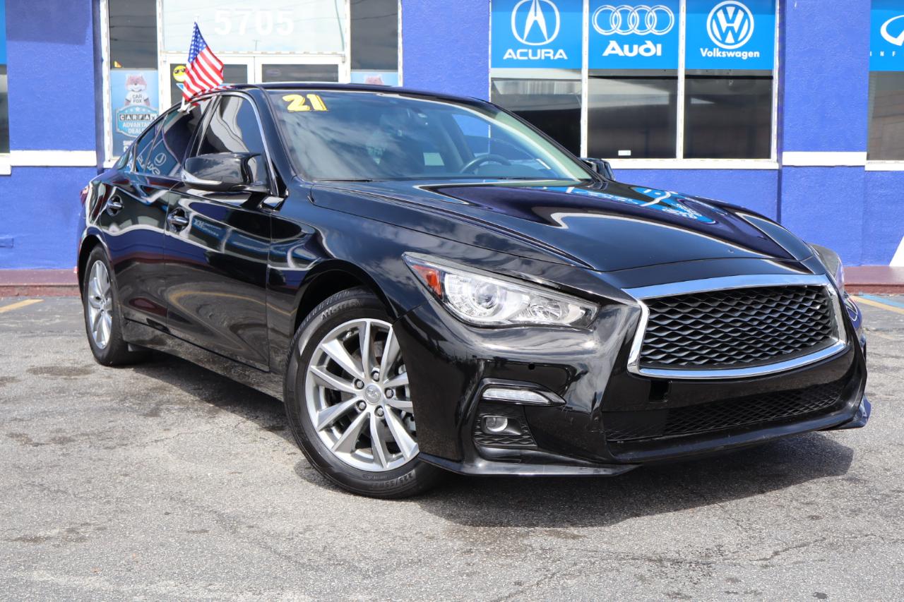 Infiniti Q50 3.0t PURE RWD 2021