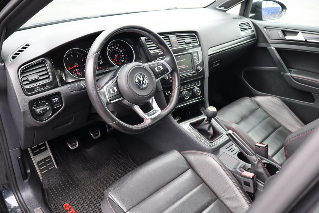 Volkswagen Golf GTI 4dr HB Man S w/Performance Pkg 2016