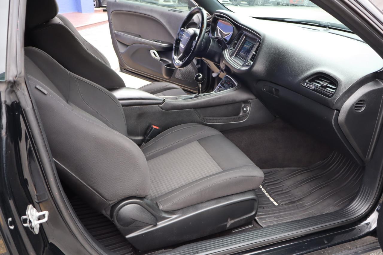 Dodge Challenger R/T RWD 2018