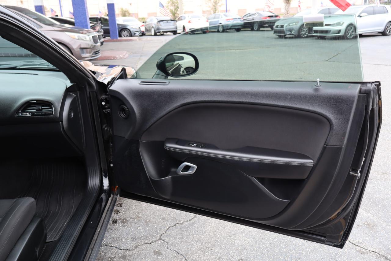 Dodge Challenger R/T RWD 2018