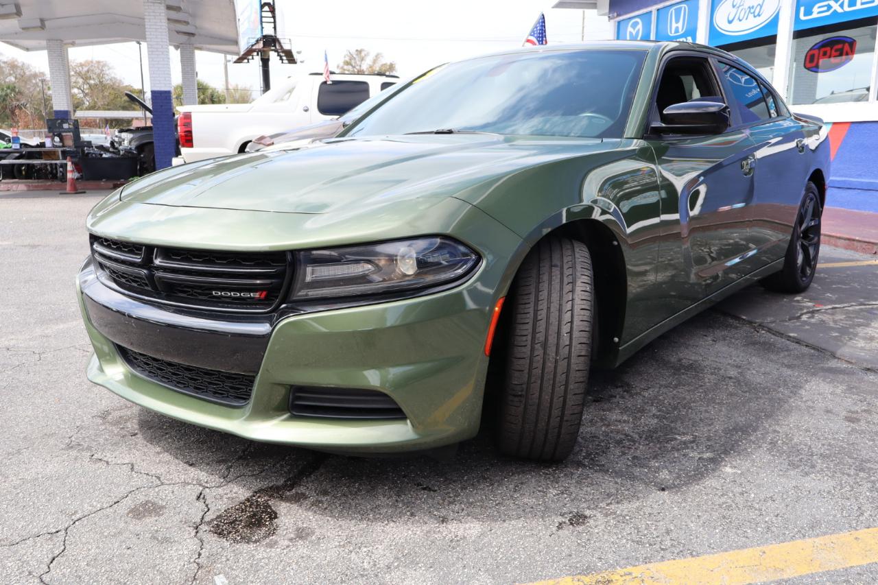 Dodge Charger SXT RWD 2020