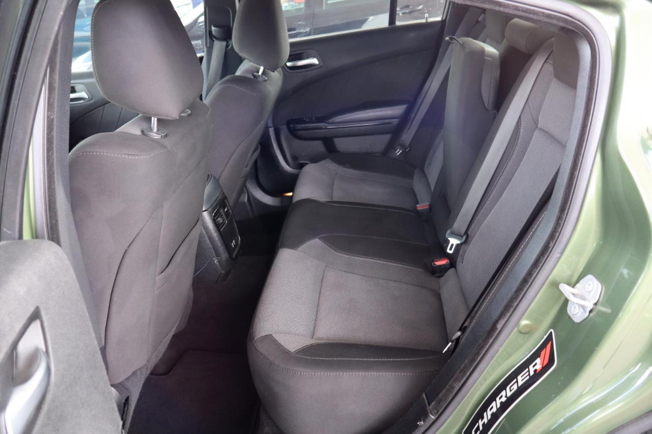 Dodge Charger SXT RWD 2020