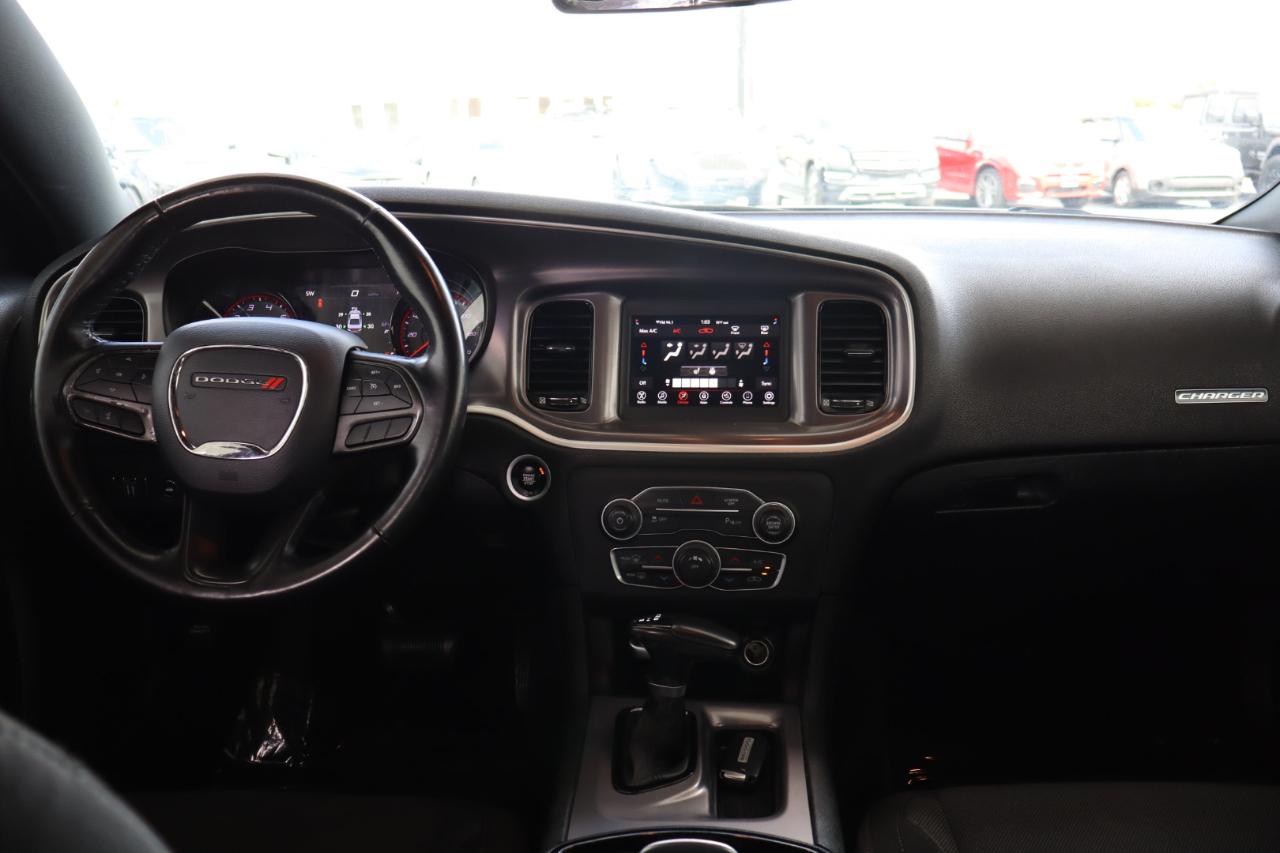 Dodge Charger SXT RWD 2020