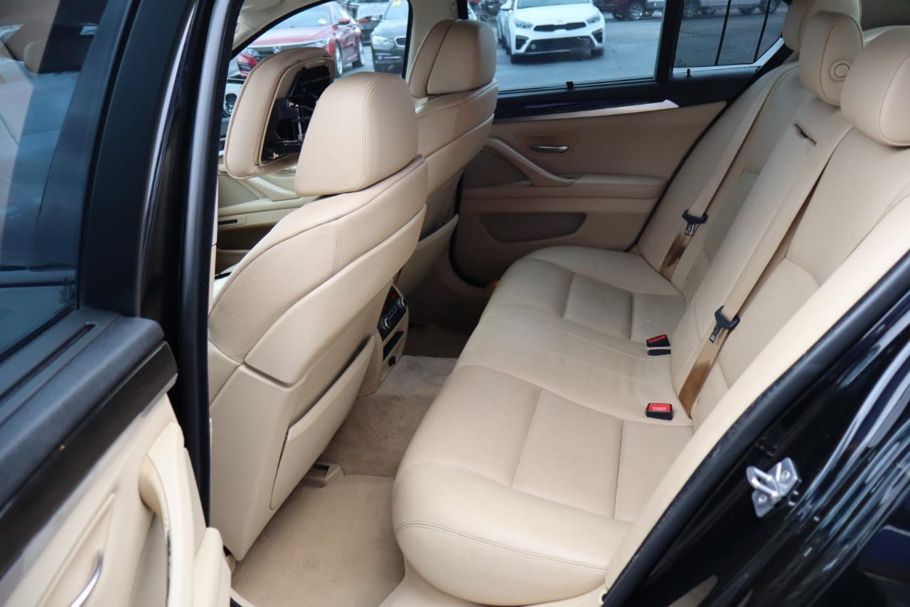 BMW 5 Series 4dr Sdn 535i RWD 2011