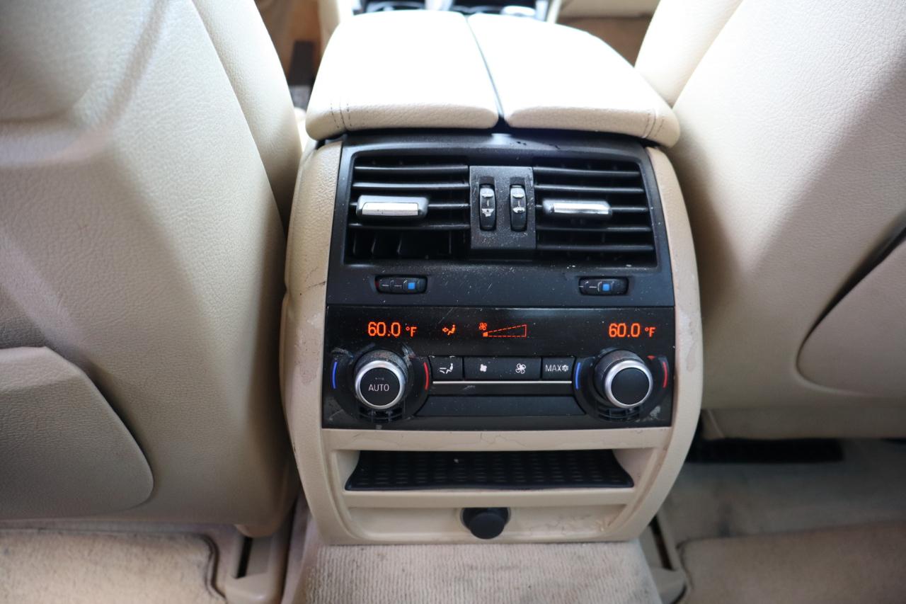 BMW 5 Series 4dr Sdn 535i RWD 2011