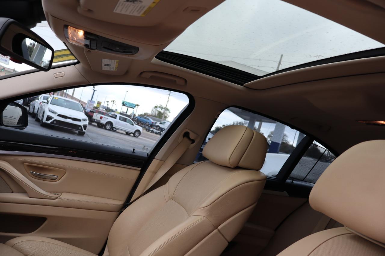 BMW 5 Series 4dr Sdn 535i RWD 2011