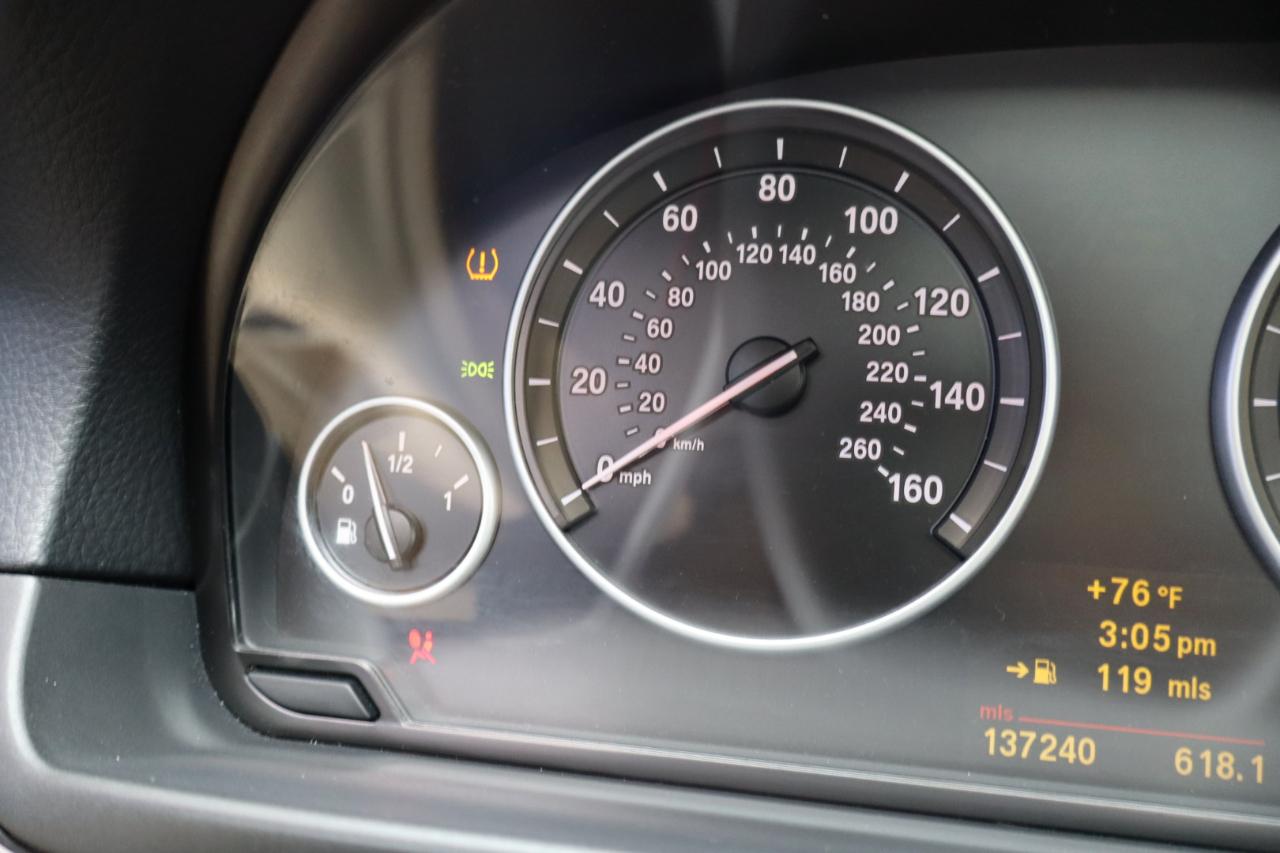 BMW 5 Series 4dr Sdn 535i RWD 2011