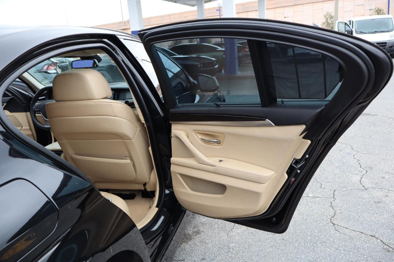 BMW 5 Series 4dr Sdn 535i RWD 2011