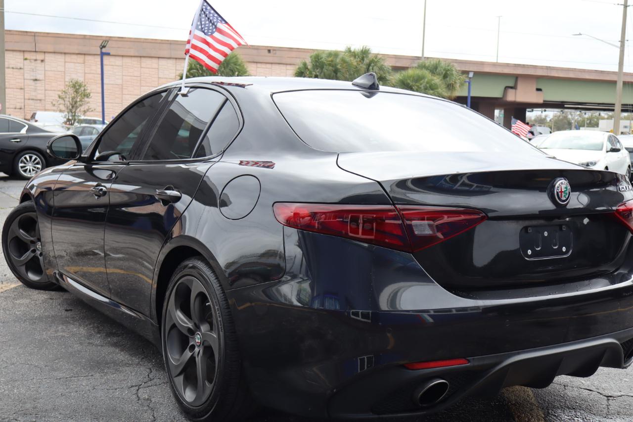 Alfa Romeo Giulia RWD 2017