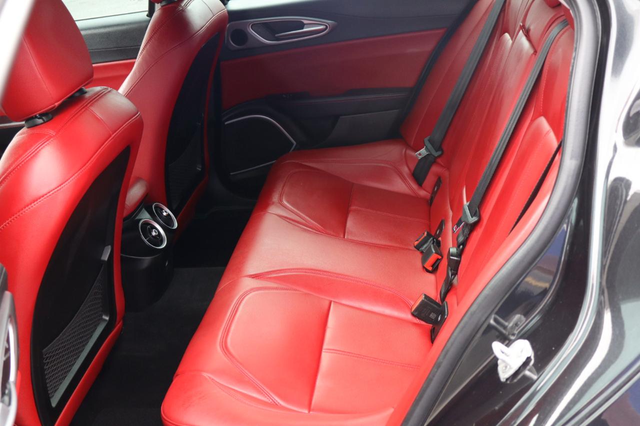 Alfa Romeo Giulia RWD 2017