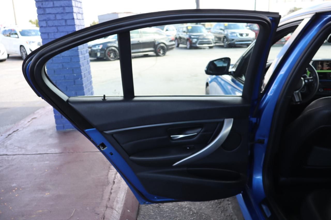 BMW 3 Series 4dr Sdn 335i RWD 2014