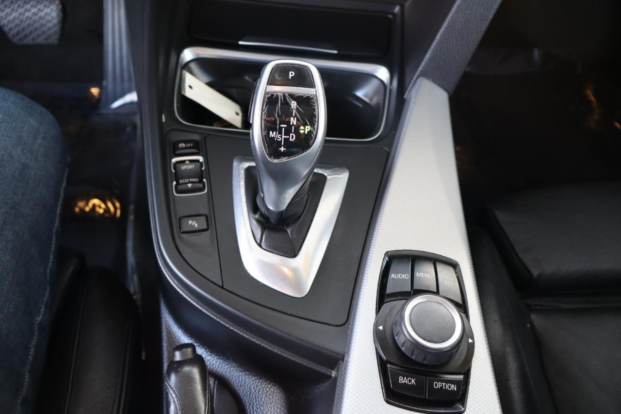 BMW 3 Series 4dr Sdn 335i RWD 2014