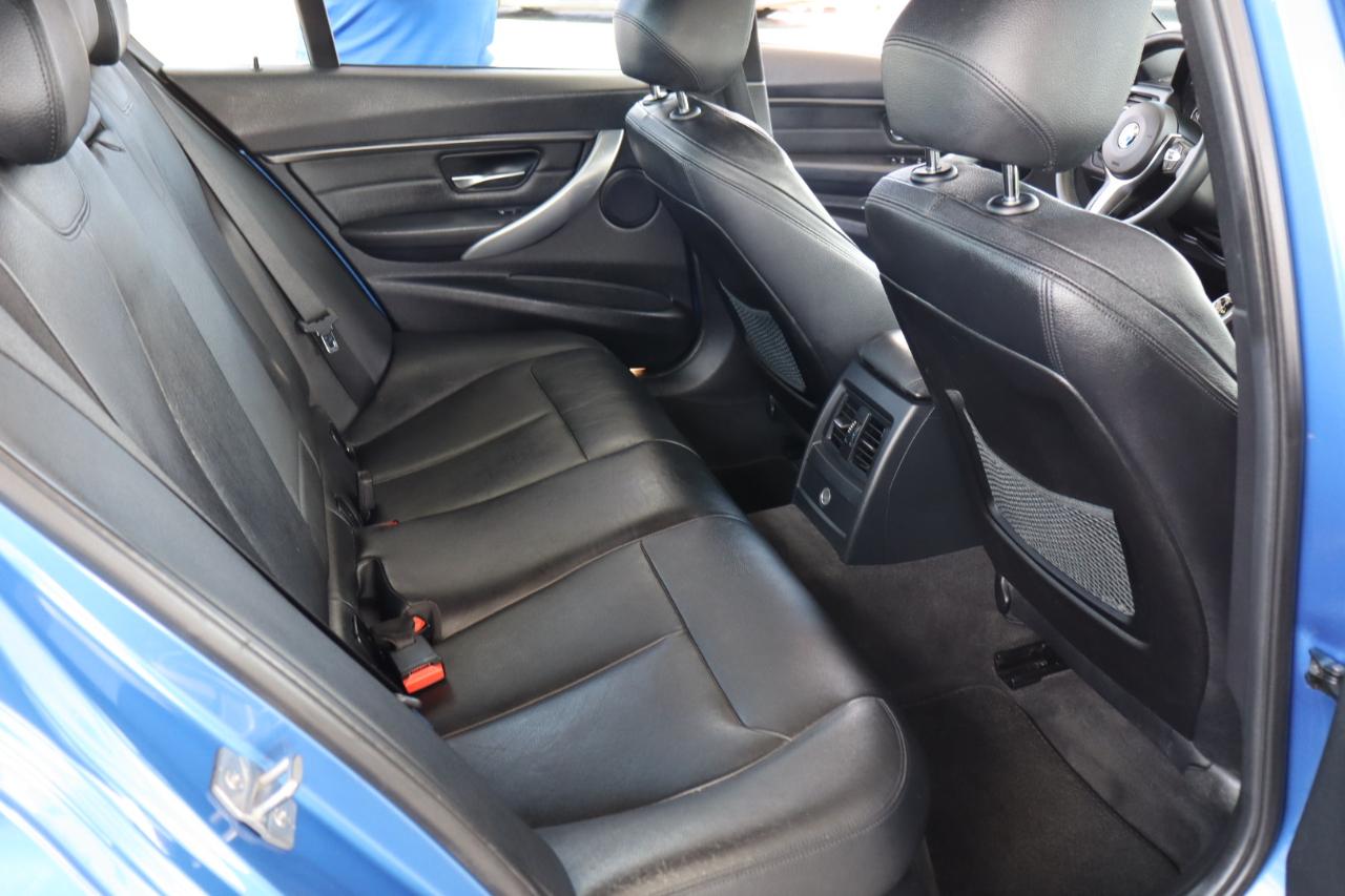 BMW 3 Series 4dr Sdn 335i RWD 2014