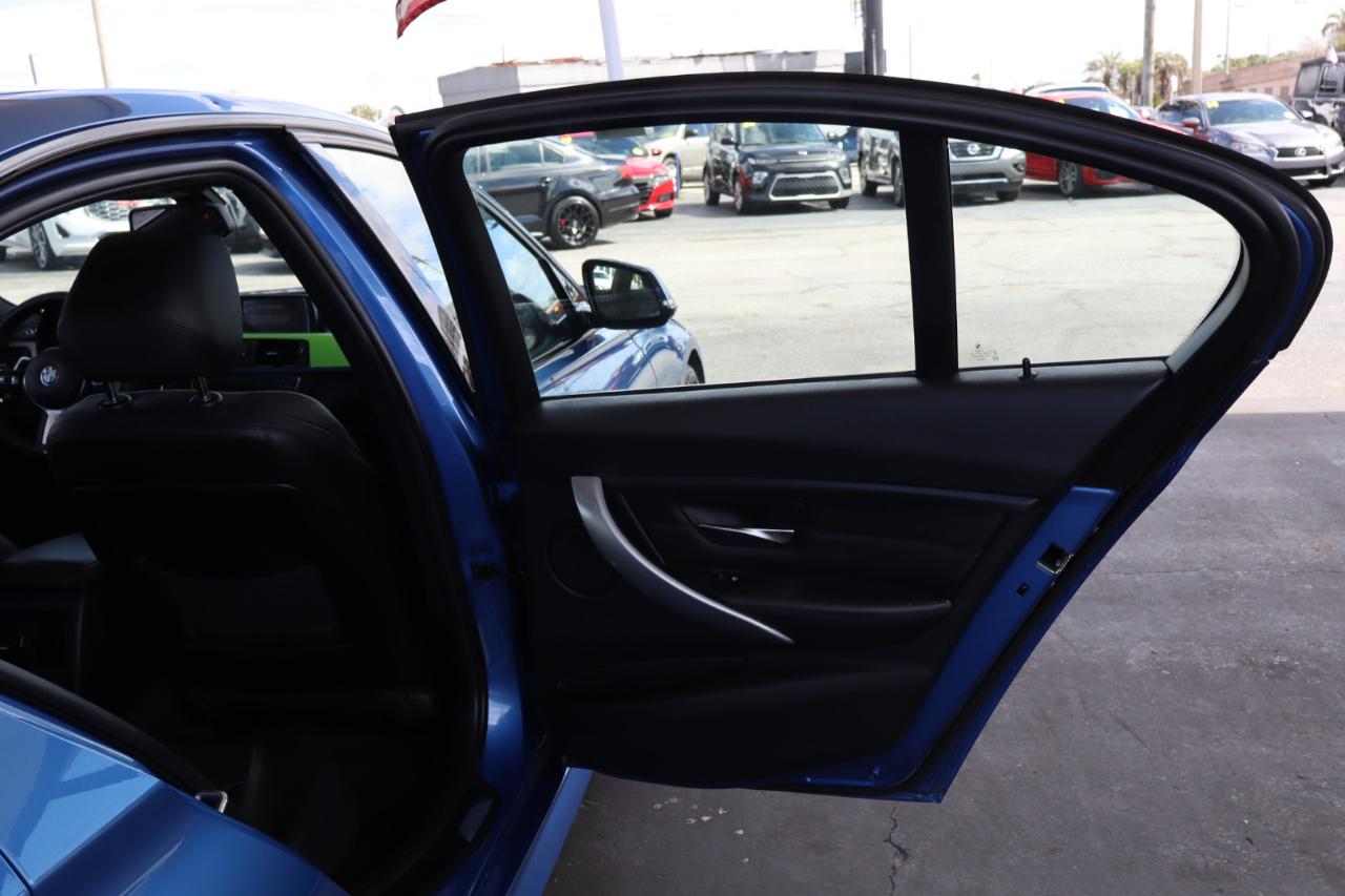 BMW 3 Series 4dr Sdn 335i RWD 2014