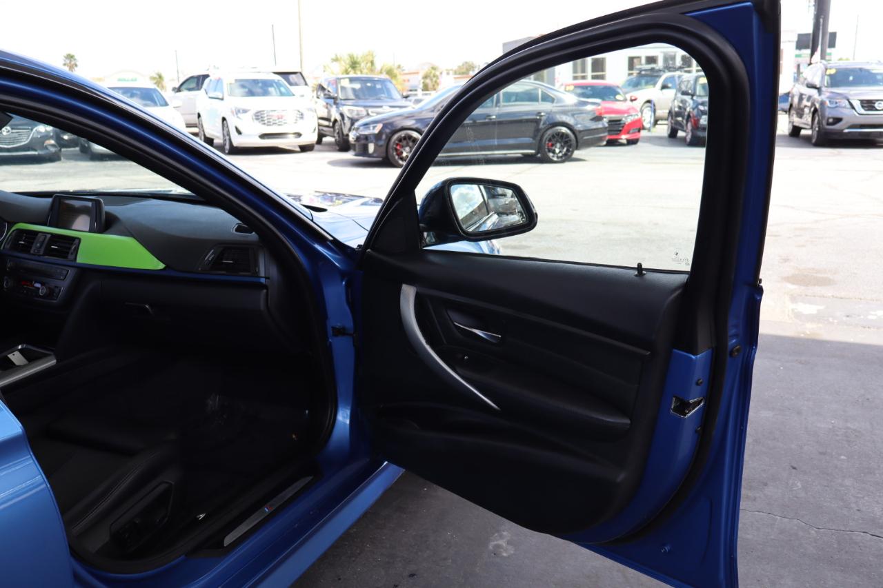 BMW 3 Series 4dr Sdn 335i RWD 2014