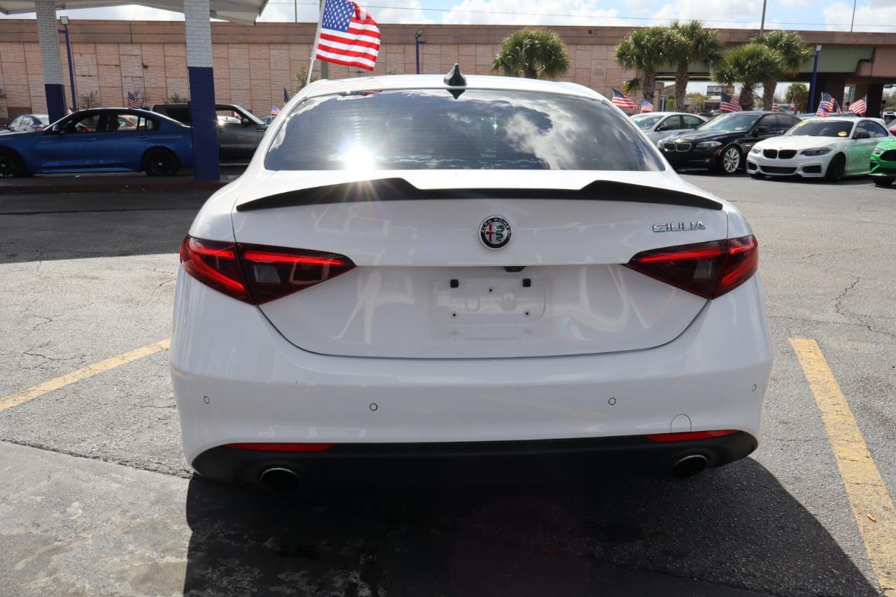 Alfa Romeo Giulia RWD 2018