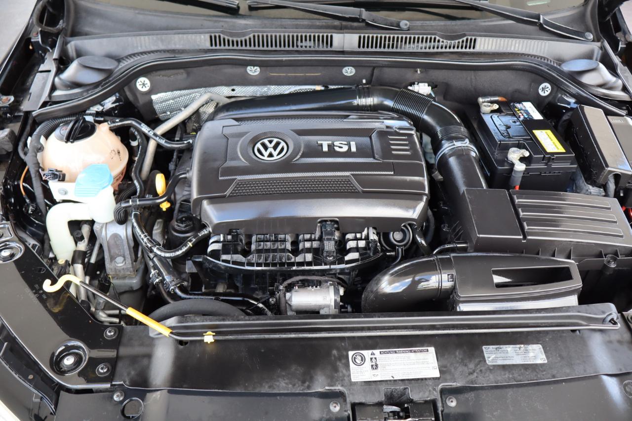 Volkswagen Jetta Sedan 4dr Man 2.0T GLI SE 2015