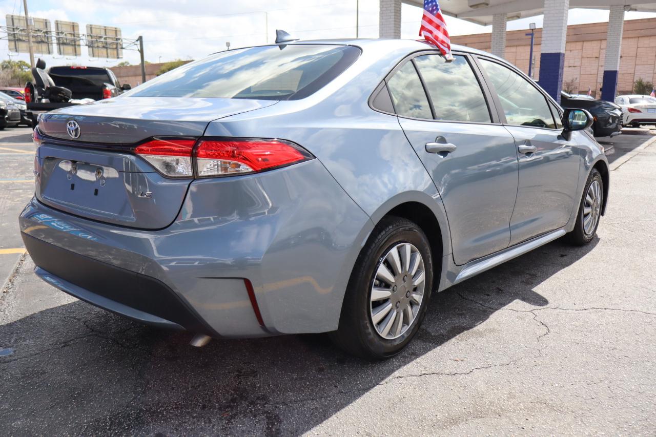 Toyota Corolla LE CVT (Natl) 2021