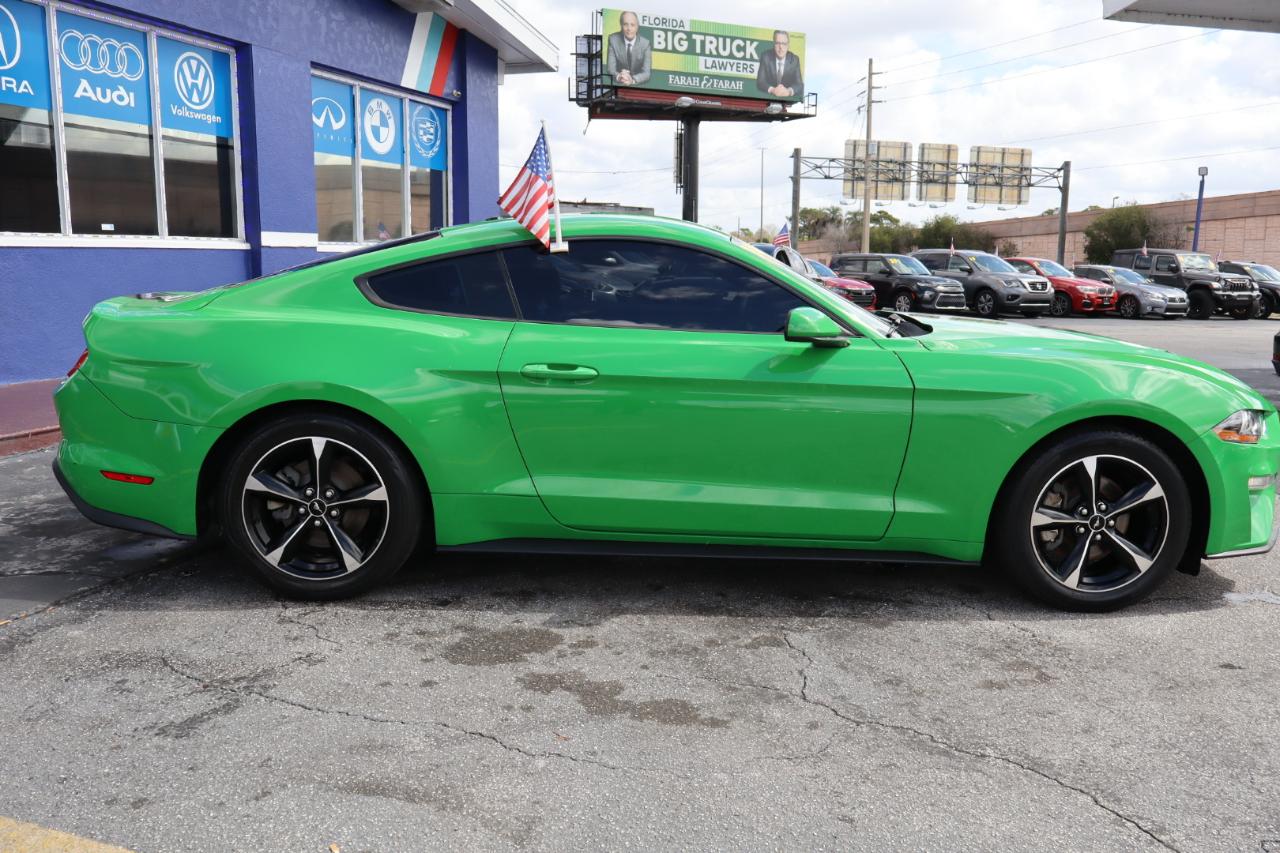 Ford Mustang EcoBoost Fastback 2019