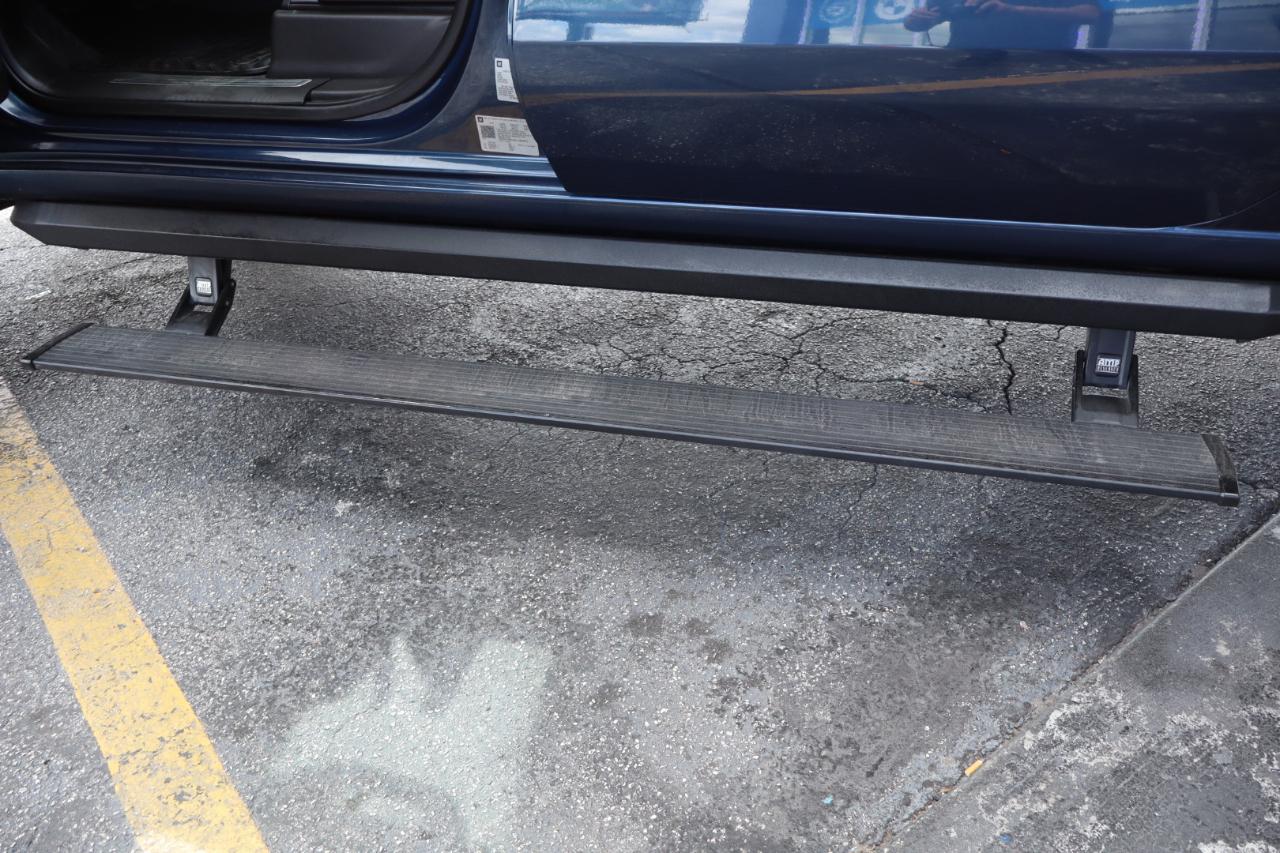 Chevrolet Silverado 1500 4WD Crew Cab 147" RST 2020