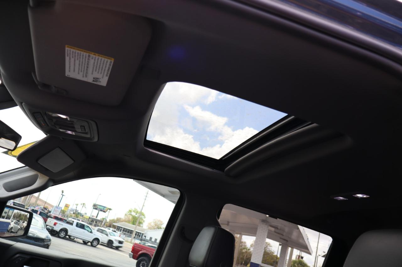 Chevrolet Silverado 1500 4WD Crew Cab 147" RST 2020