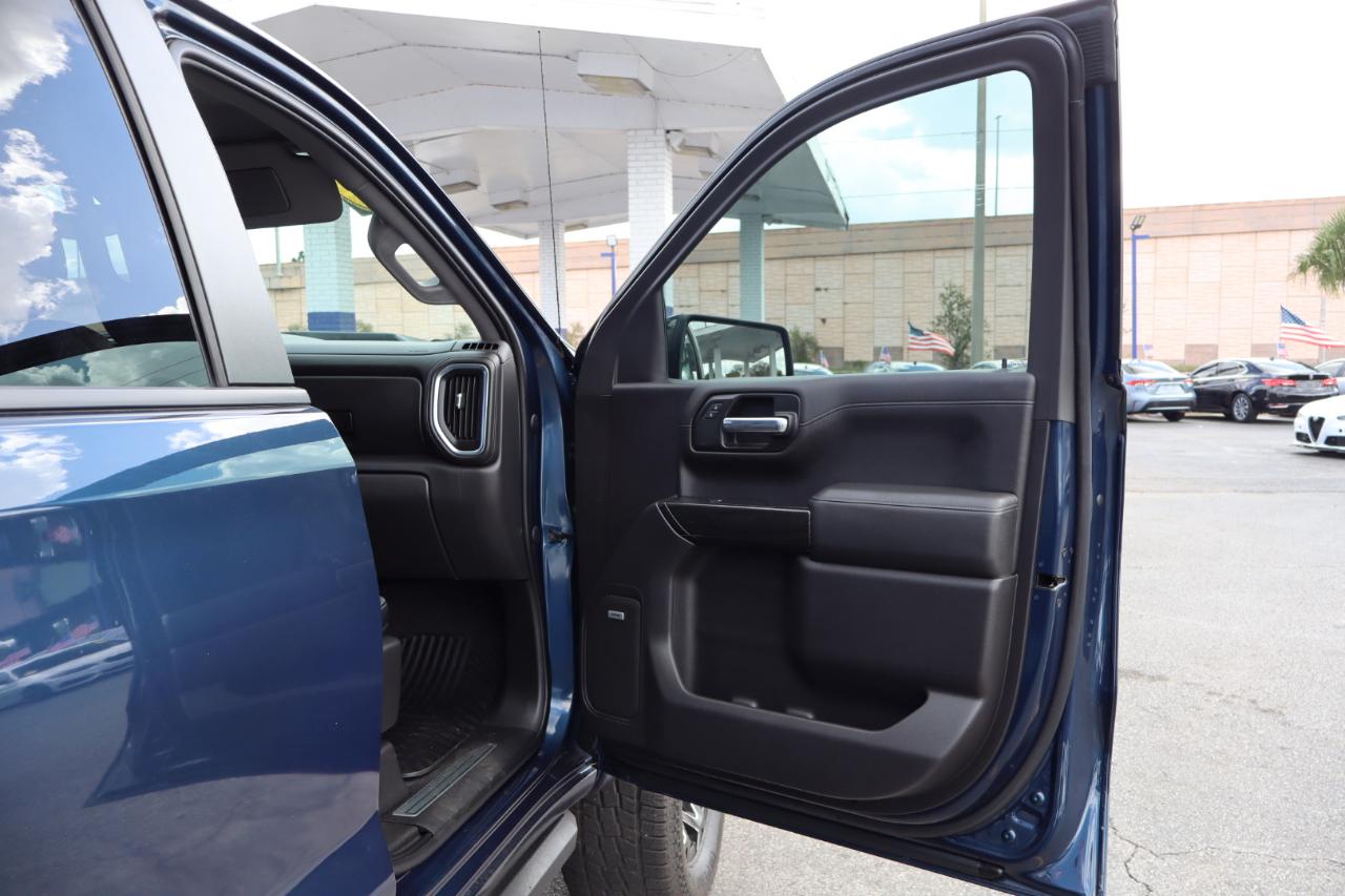 Chevrolet Silverado 1500 4WD Crew Cab 147" RST 2020