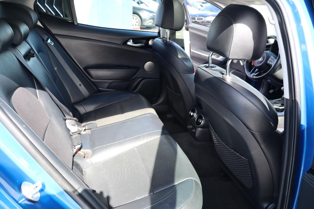 Kia Stinger Base RWD 2019