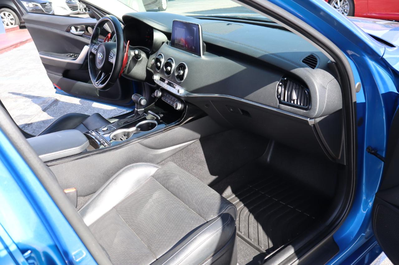 Kia Stinger Base RWD 2019