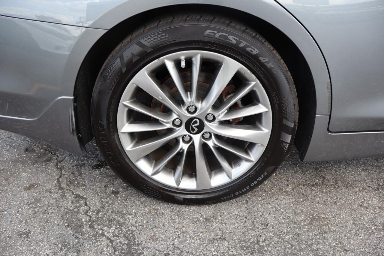 Infiniti Q50 3.0t LUXE RWD 2019