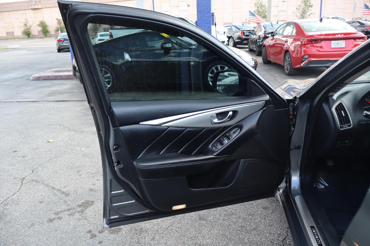 Infiniti Q50 3.0t LUXE RWD 2019