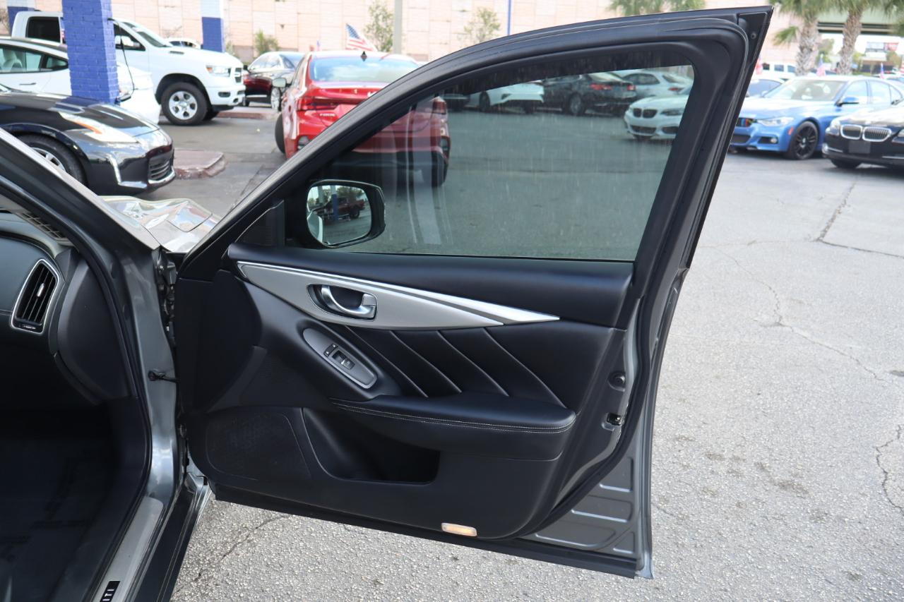 Infiniti Q50 3.0t LUXE RWD 2019